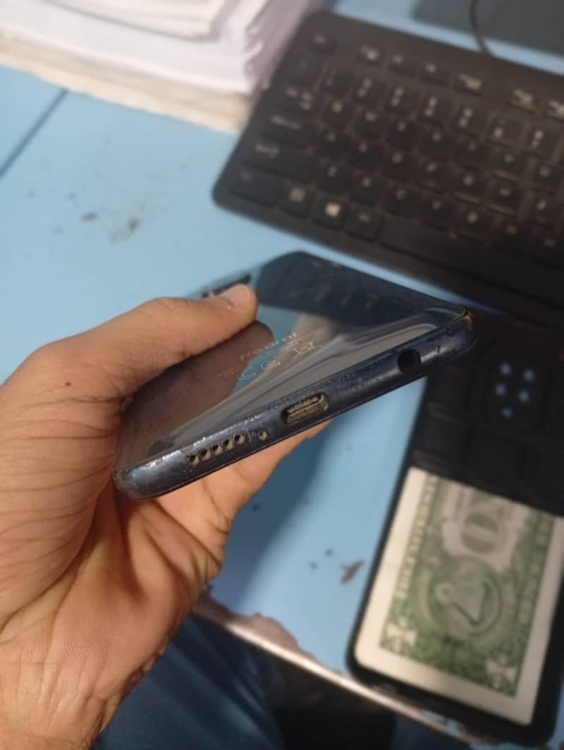 Xiaomi Redmi Note 9 Pro 4