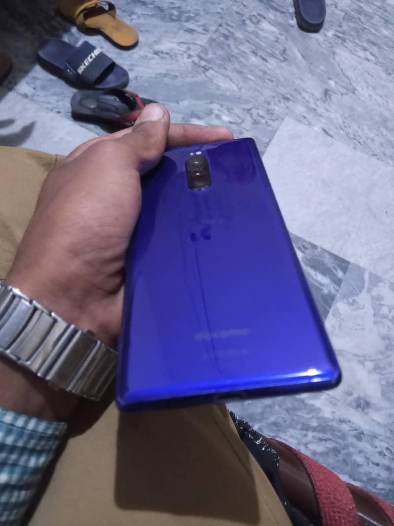 Sony 1 3