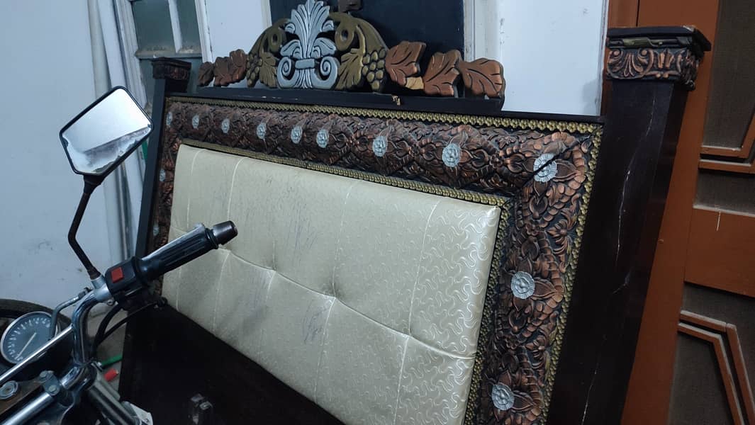 Double Bed Full Size 2
