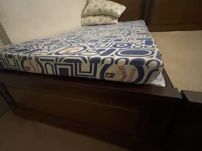 Sheesham wood beds,price negotiable