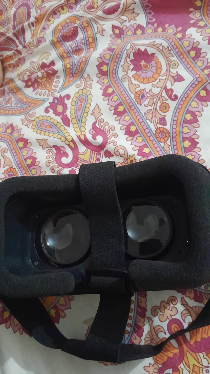 VR Glasses 2