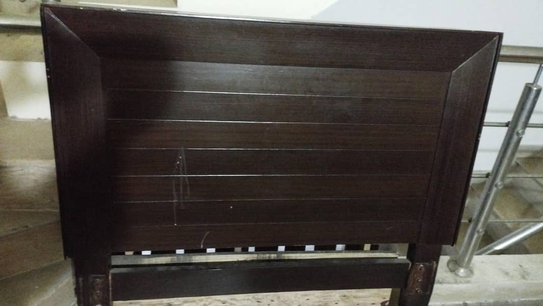 single bed 0