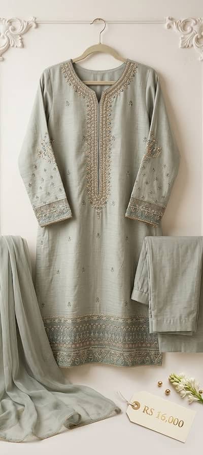 Luxury Embroidered 3-Piece Suit | Premium Lawn Collection | Elegant La