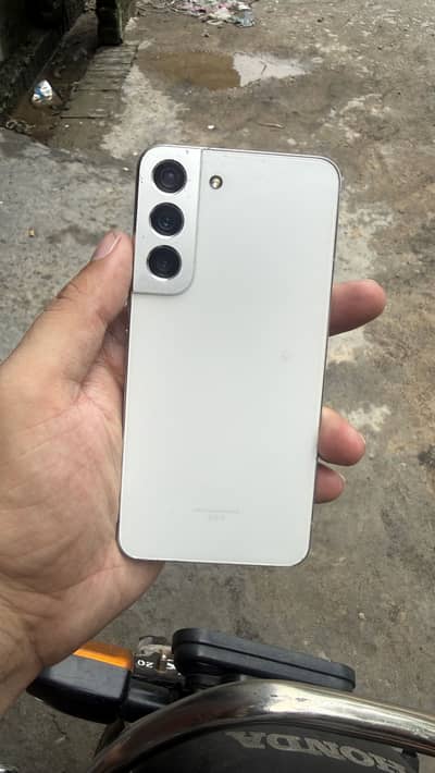 Samsung Mobile S22
