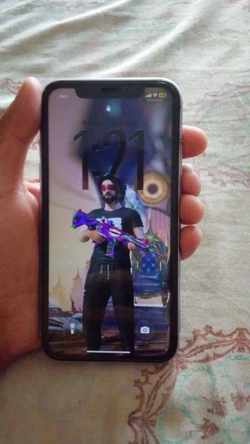 Apple iPhone 11 4