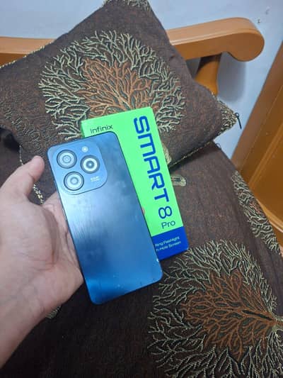 Infinix Smart 8 Pro
