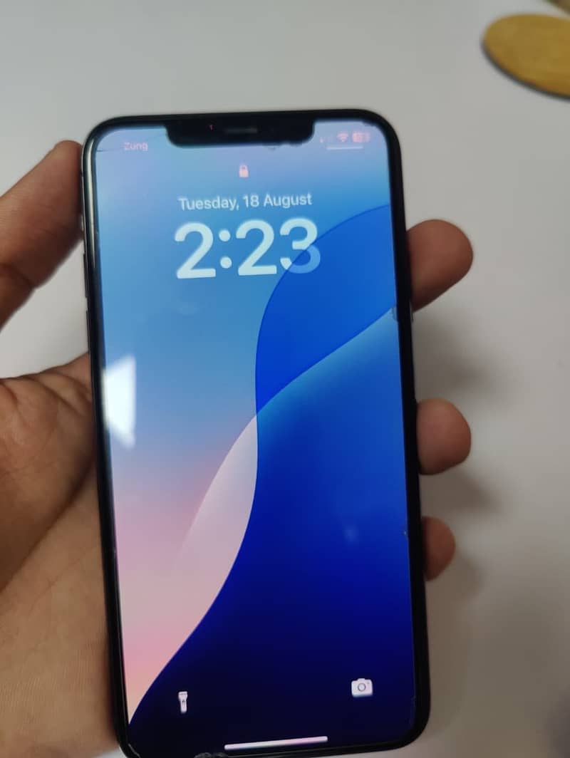 Apple iPhone 11 Pro Max 3