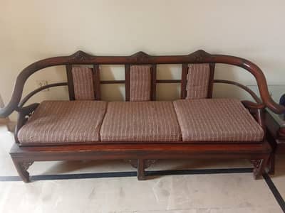 Stylish Sofa Set for sale