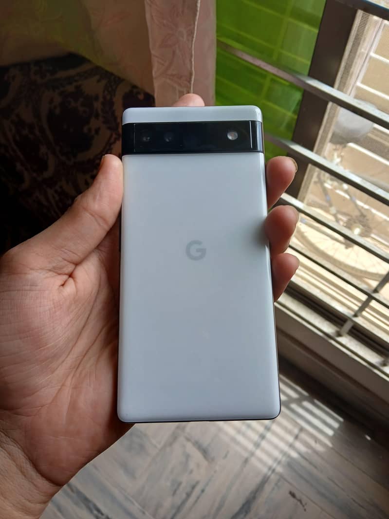 Google Pixel 6a 1