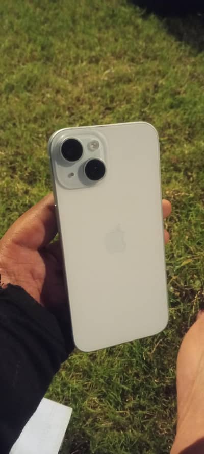 Apple iPhone 15