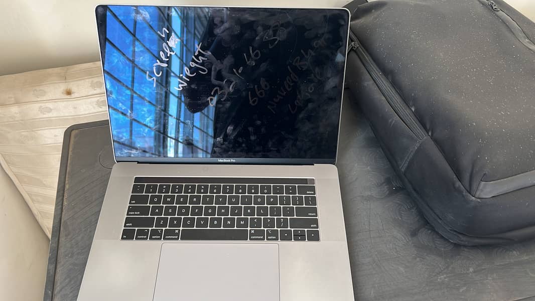 Macbook panel needs replacement rest is working fine 0