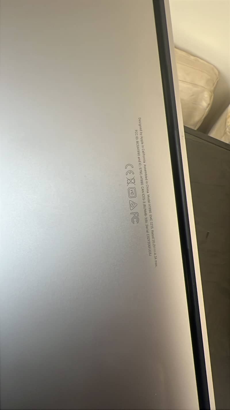 Macbook panel needs replacement rest is working fine 2
