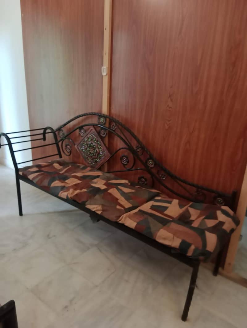 BED FOR SELL 2