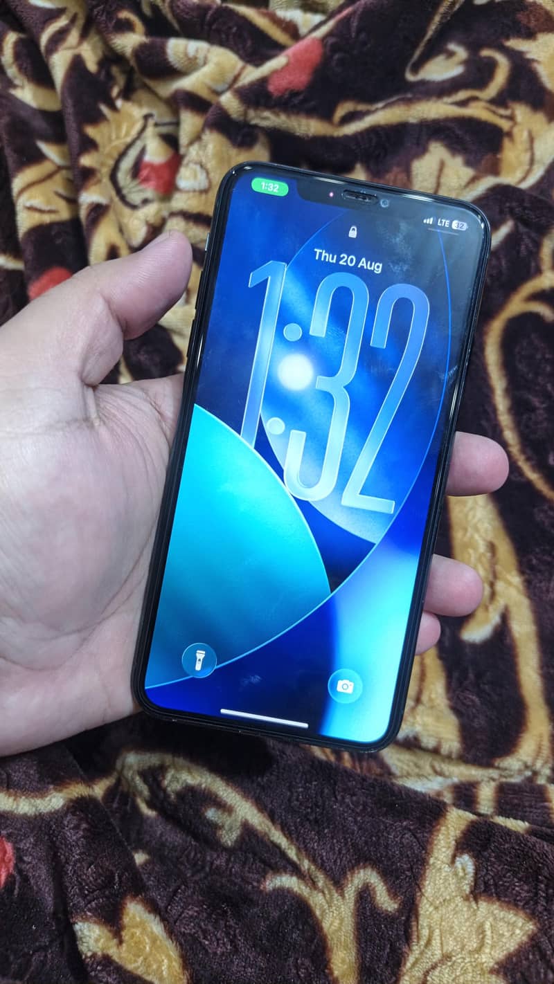 Apple iPhone 11 Pro Max 3