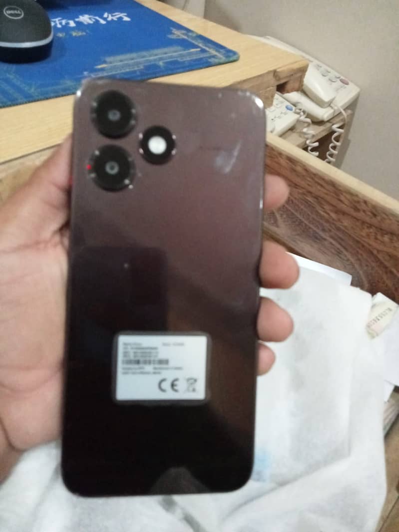 OPPO A6C 1