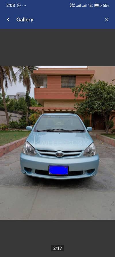 Toyota Platz 2005