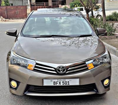 Toyota Corolla Altis grandy 2016