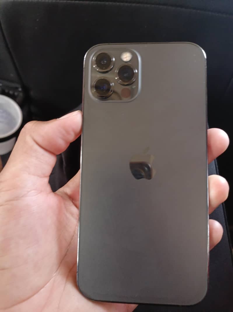 Apple iPhone 12 Pro 1