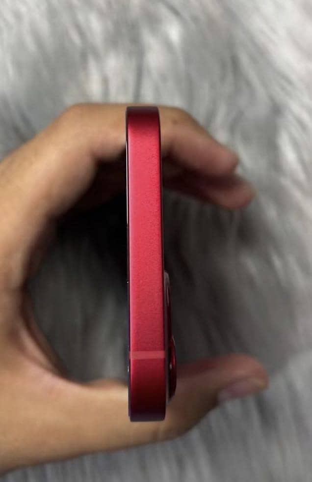 Apple iPhone 13 5