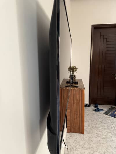 TCL 55 inch tv in new condition