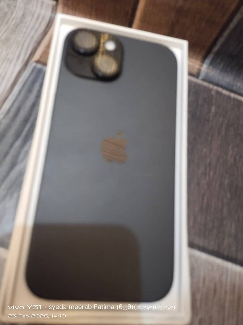 Apple iPhone 15 8
