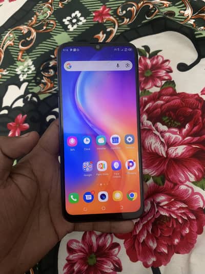 Tecno Spark kc2