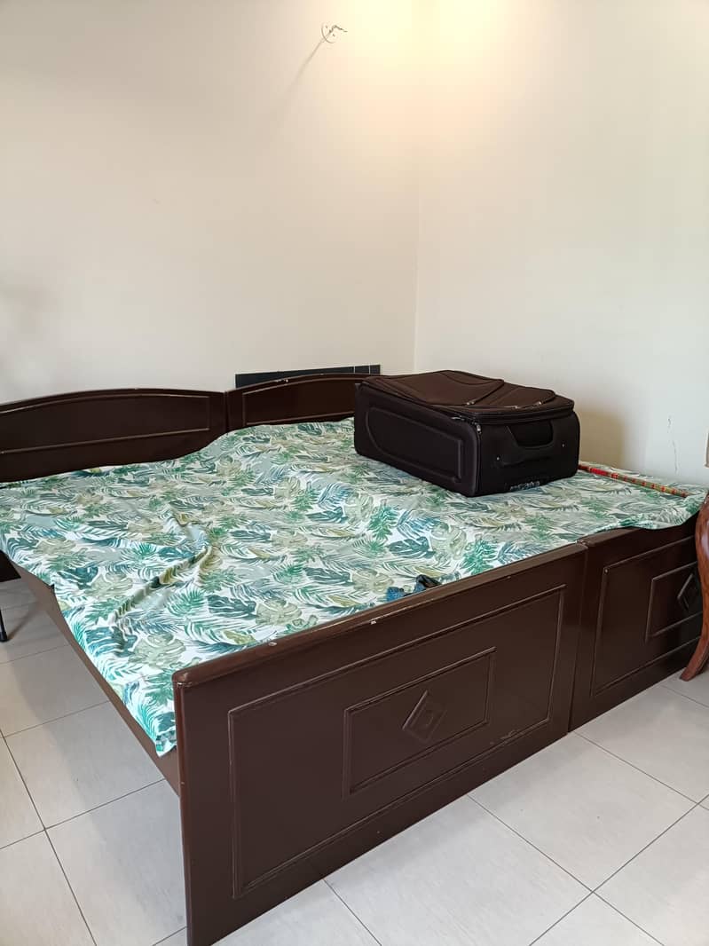 2 single beds 5