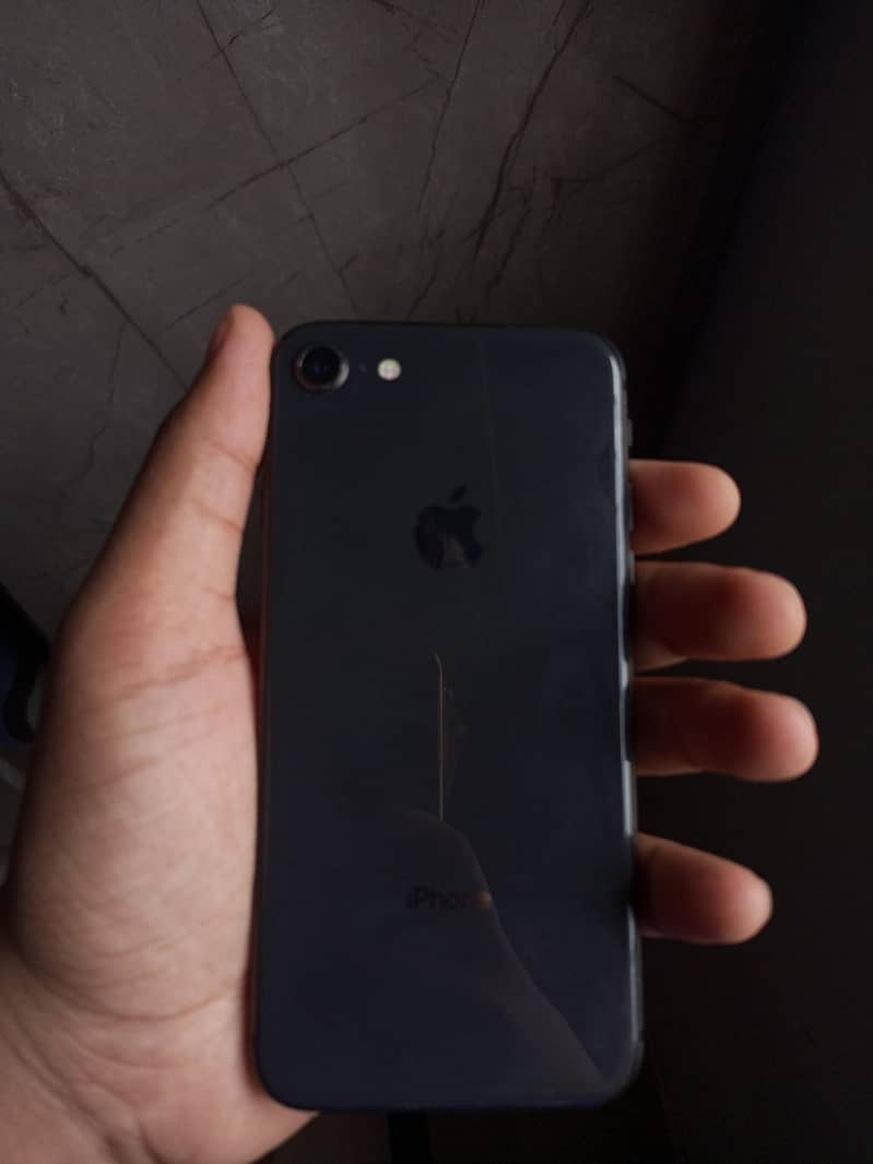 Apple iPhone 8 7