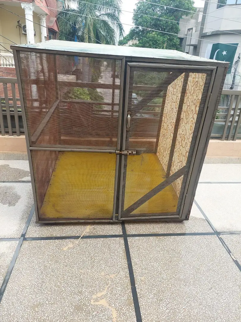 4 by 4 feet cage — photo 3