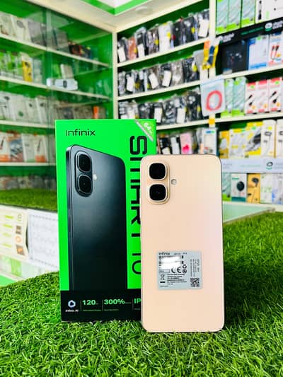 Infinix smart 10 complete box 4/64. .
