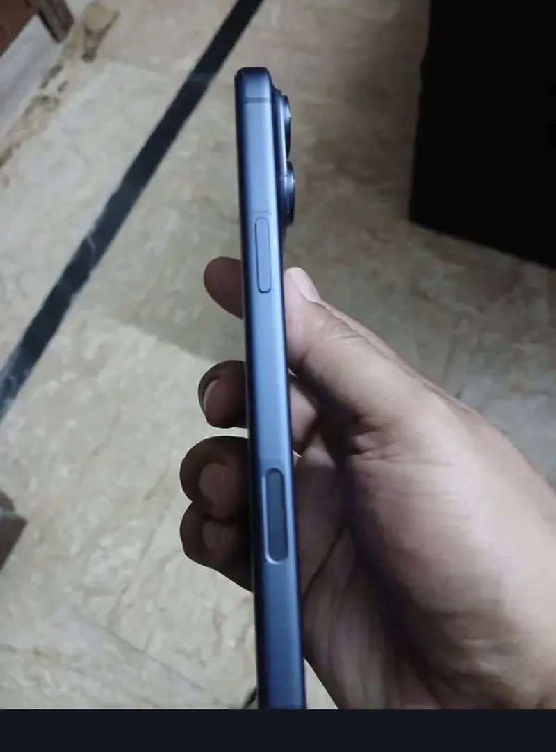 Apple iPhone 17 Pro Max 3