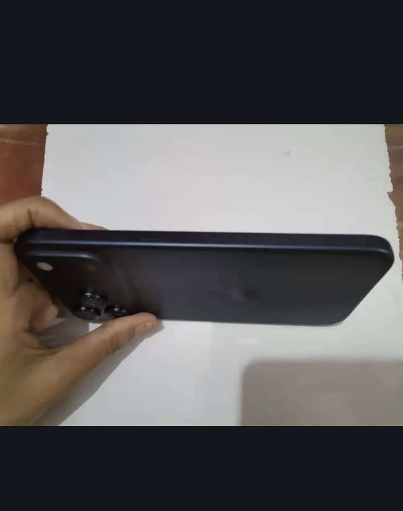 Apple iPhone 17 Pro Max 5
