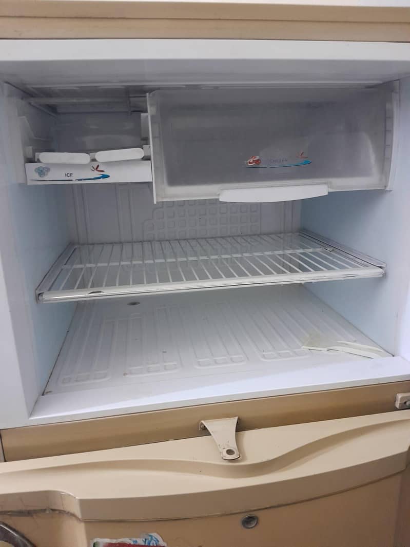 Pel refrigerator 1
