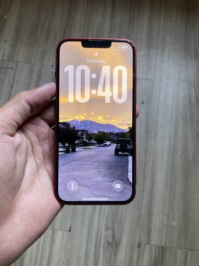Apple iPhone 13