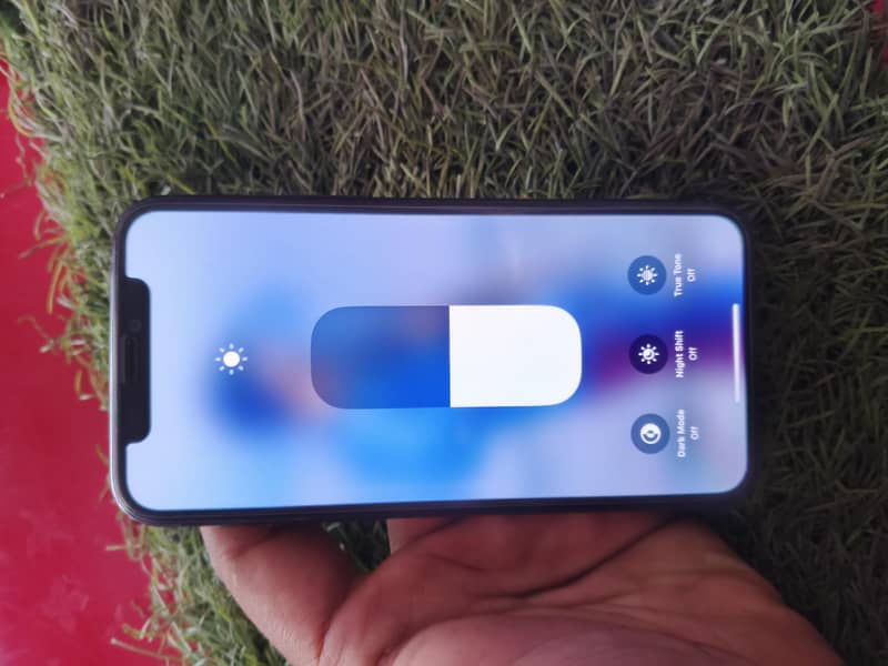 Apple iPhone 11 Pro 5