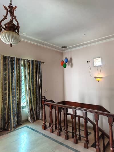 1 Kanal Full House Available For Rent