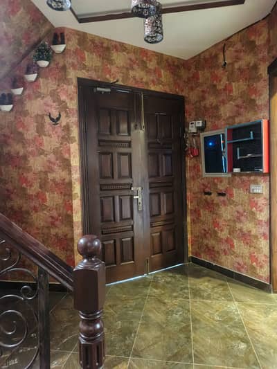 10 Marla Upper Portion Available For Rent