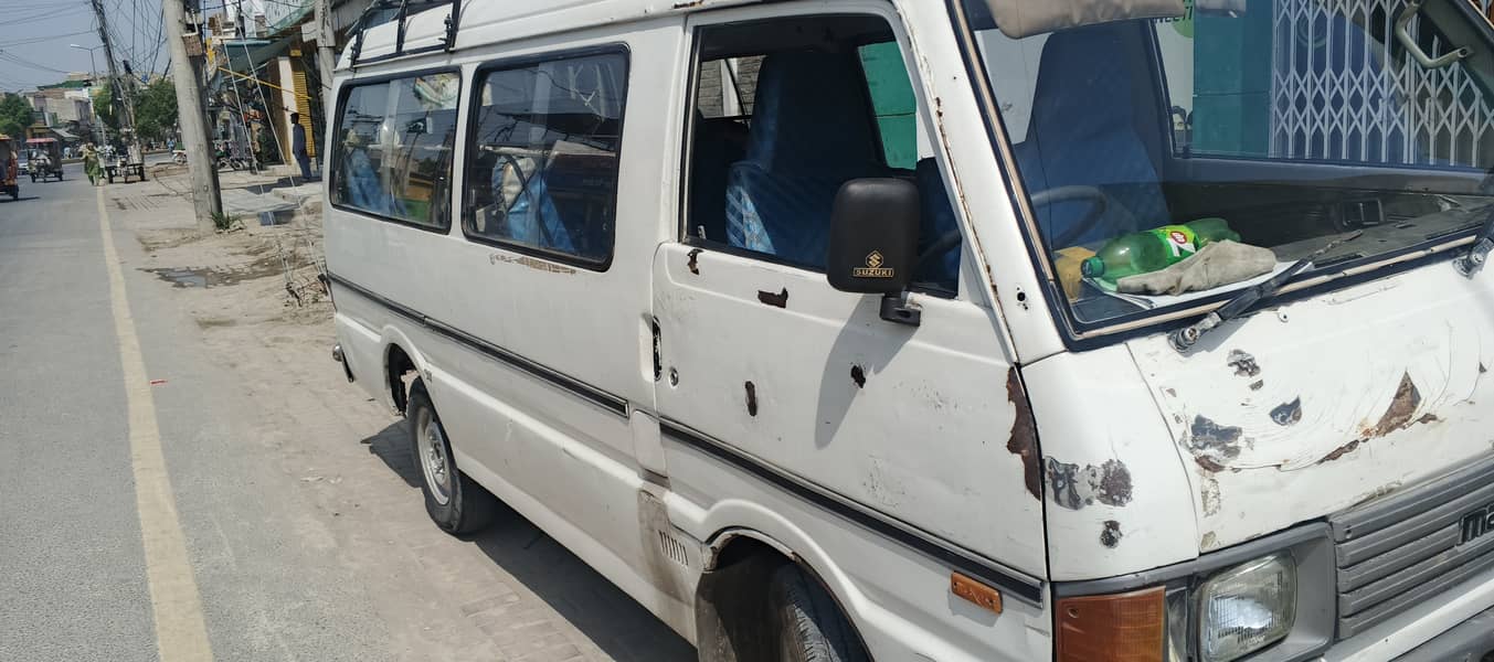 Mazda Van 2