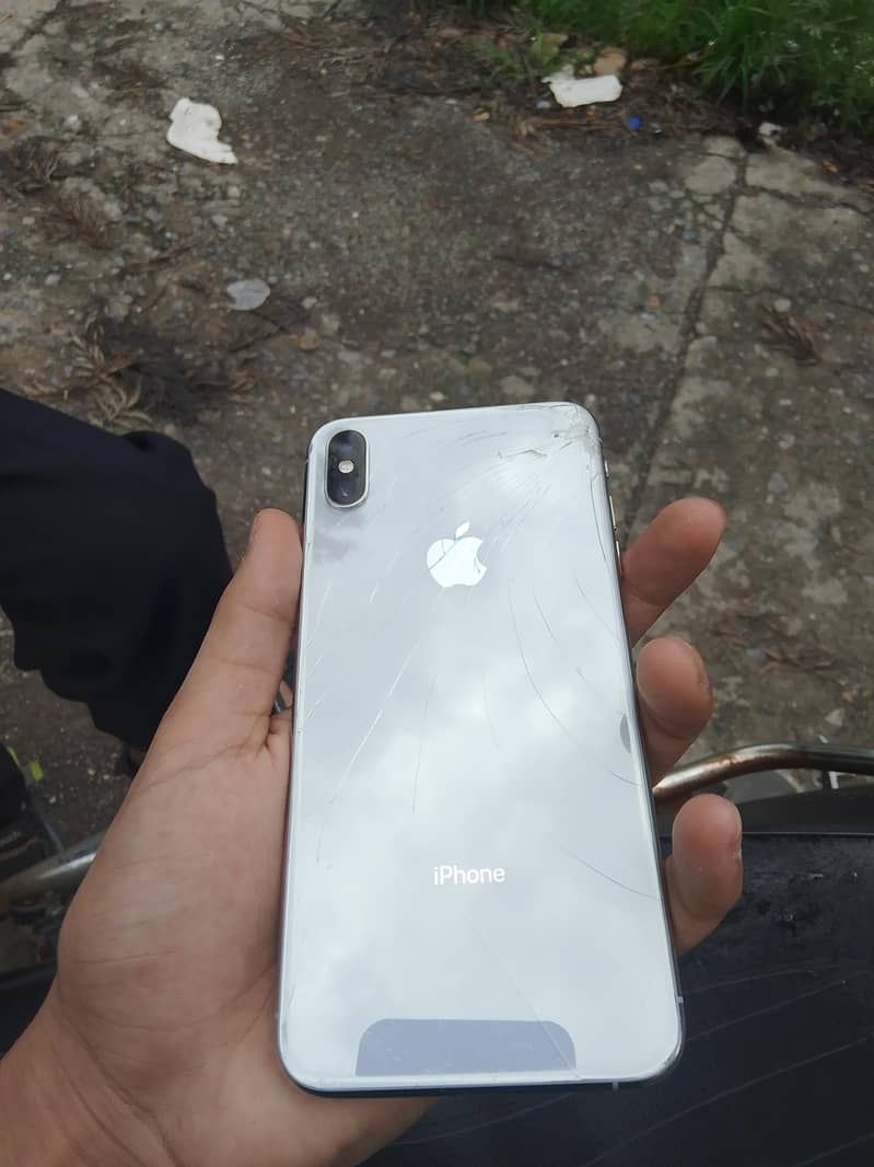 Apple iPhone XS Max 0