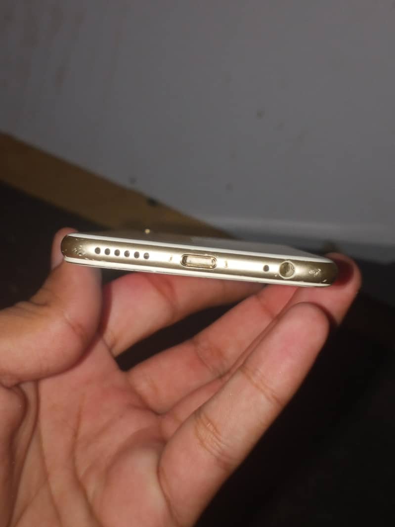 Apple iPhone 6S 2