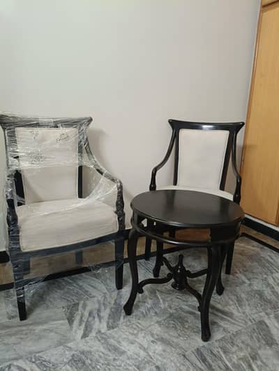 Premium 2 Coffee Chairs with Round Table - Brand New Condition