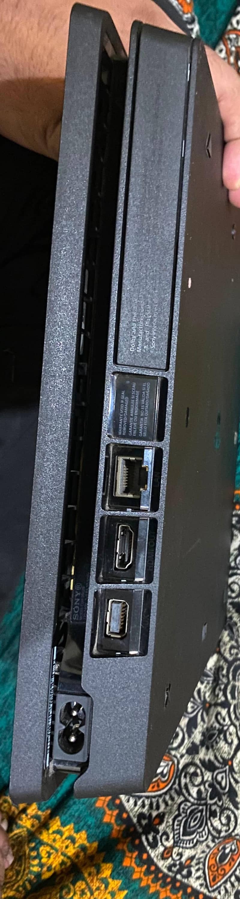 PS-4 with 2 wireless controller 1TB 2