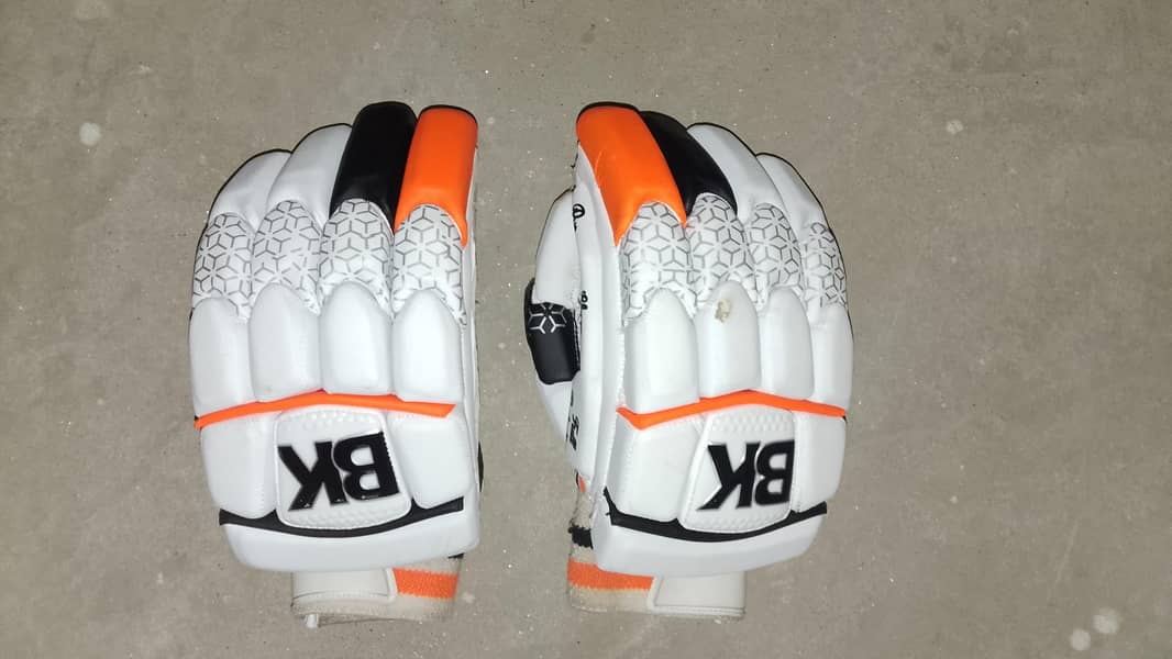Cricket kit perfect condition 7
