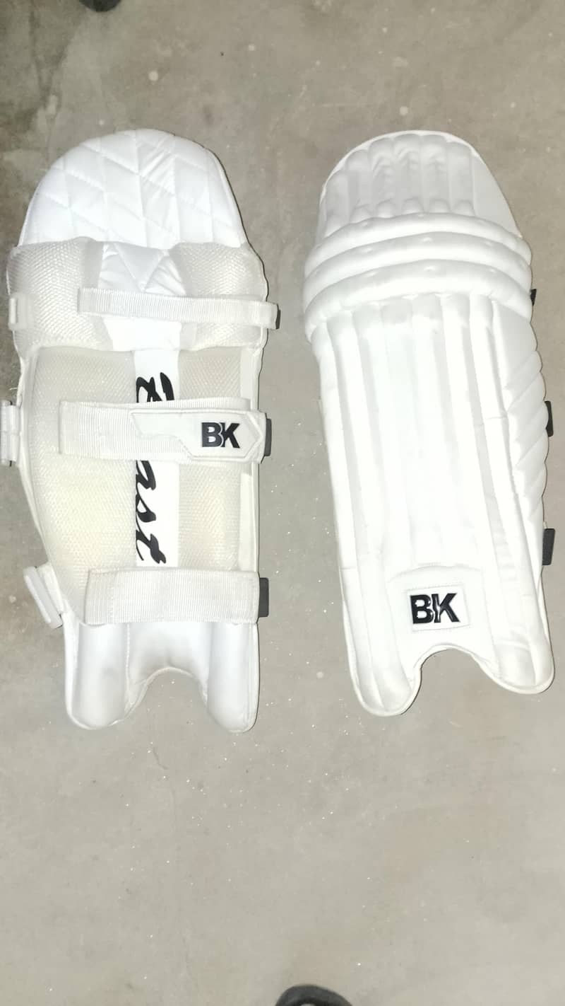 Cricket kit perfect condition 9