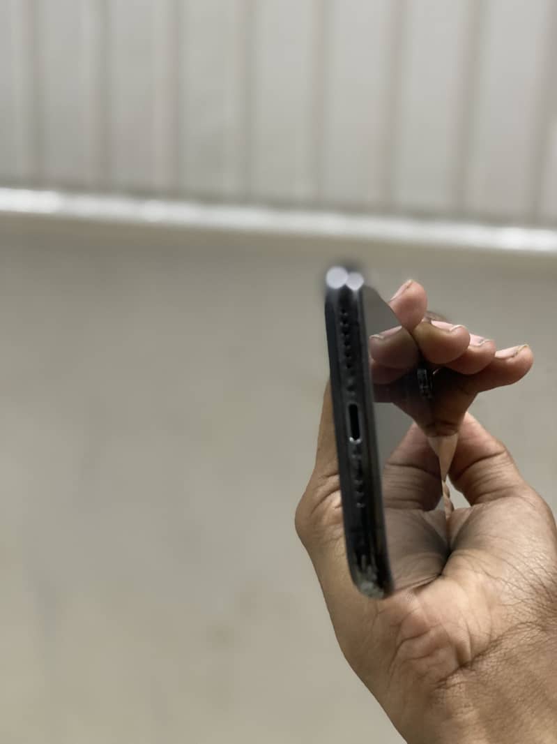 Iphone xs 4