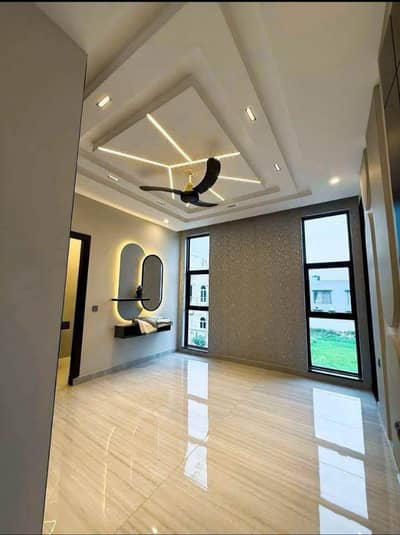 urgent for Rent 10 Marla upper portion in jasmine block bahria town