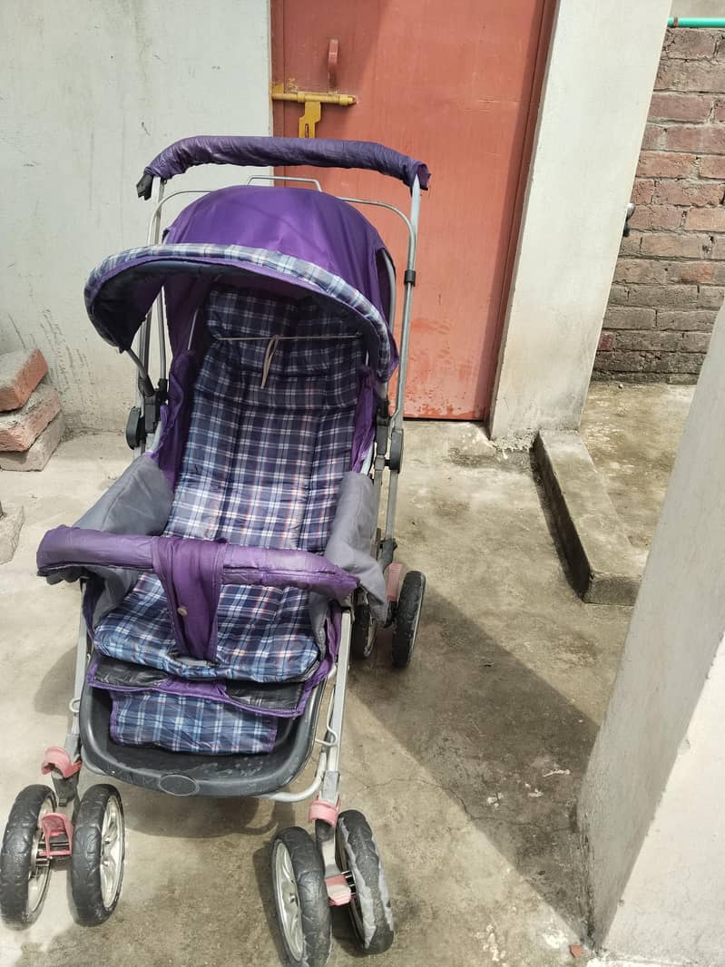 stroller 0