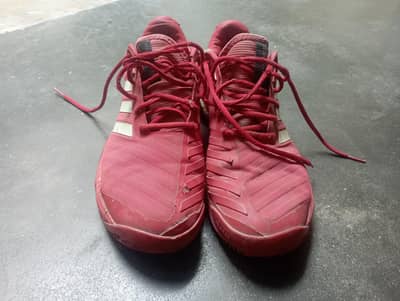 “Men’s Red Sports Running Shoes”
