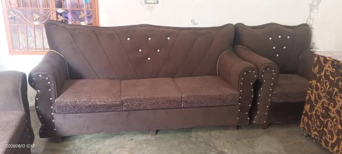 Sofa set 6 seater new condition all ok