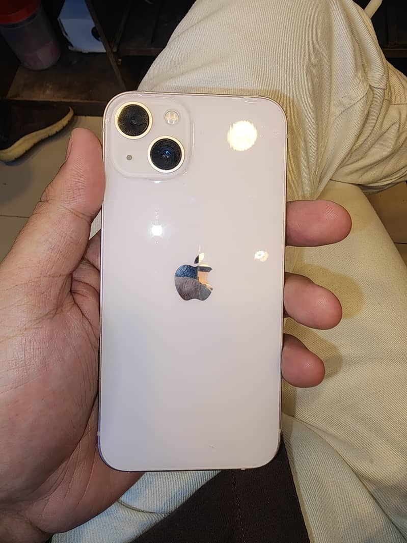 Apple iPhone 13 1